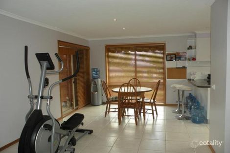 1/18 Duncan Dr, Lara, VIC 3212