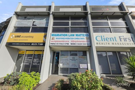 3/211 Warrigal Rd, Hughesdale, VIC 3166