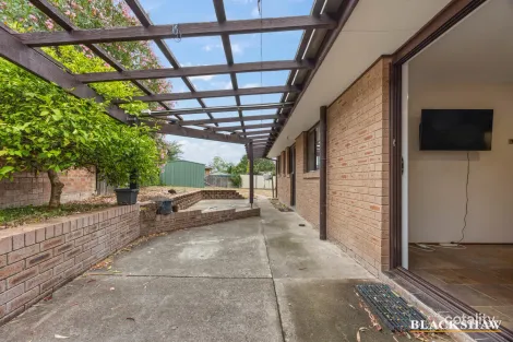 Property photo of 4 Grigg Place Richardson ACT 2905