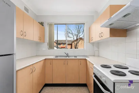 6/41-43 Rosemont St S, Punchbowl, NSW 2196