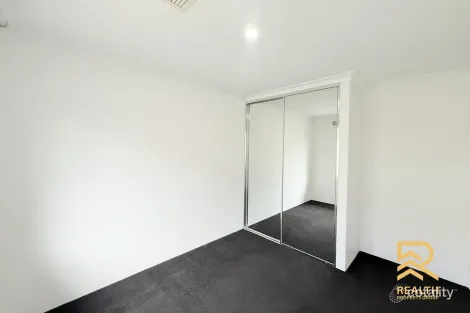 Property photo of 62 Kalari Drive Wattle Grove WA 6107