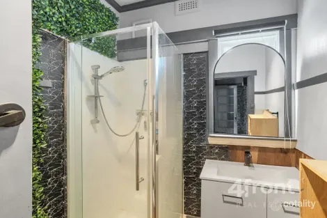 Property photo of 31 Torquay Road East Devonport TAS 7310