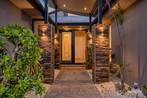 10 Tudar Pl, Thornlands, QLD 4164
