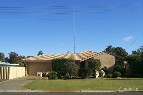 24 Doolan St, Carey Park, WA 6230