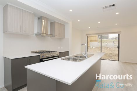 Property photo of 18 Todd Way Mernda VIC 3754