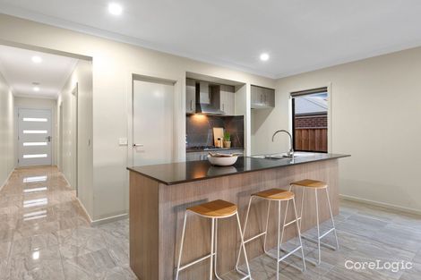 Property photo of 15 Jindabyne Street Armstrong Creek VIC 3217