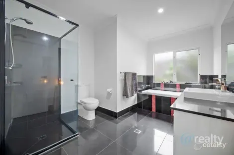 Property photo of 21 Carrington Way Trinity Park QLD 4879