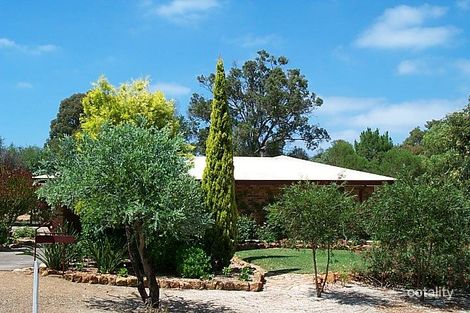 8 Rosemount Tce, Lesmurdie, WA 6076