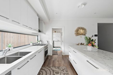 Property photo of 72 Moxham Drive Clyde North VIC 3978