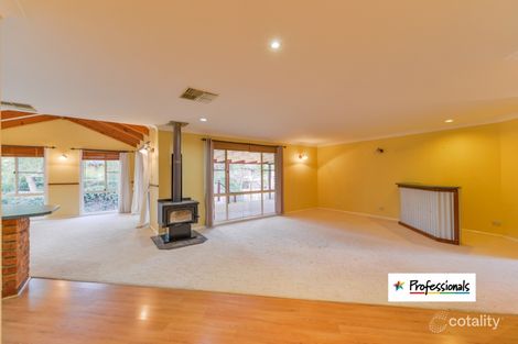 Property photo of 31 Amaroo Road Hillvue NSW 2340