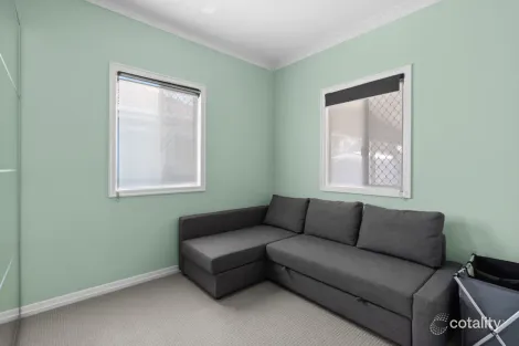 Property photo of 19 Violet Street Harristown QLD 4350