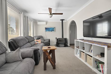 Property photo of 3 Finlay Close Raymond Terrace NSW 2324