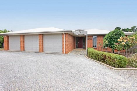 10-12 Brentwood Way, Waurn Ponds, VIC 3216