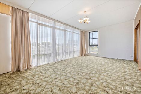 32 Deakin St, Bell Park, VIC 3215