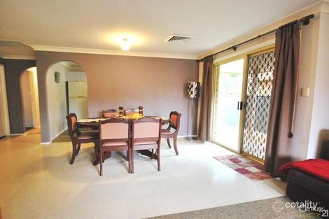 50 Sunny Pl, St Johns Park, NSW 2176