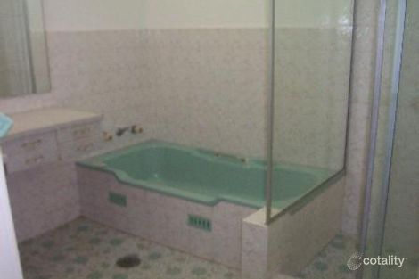Property photo of 25 Glad Gunson Drive Eleebana NSW 2282