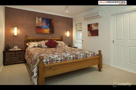 Property photo of 46 Beaufront Place Forest Lake QLD 4078