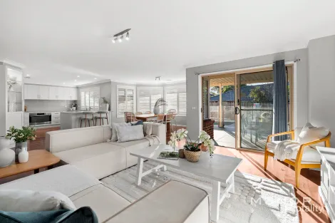 Property photo of 4 Brampton Drive Beaumont Hills NSW 2155