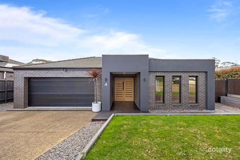 4 Whistler Cl, Brown Hill, VIC 3350
