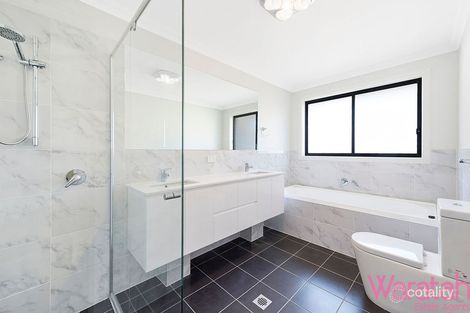 Property photo of 32A Summerland Crescent Colebee NSW 2761