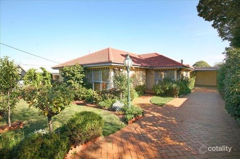 Property photo of 4 Calrossie Road Blackburn South VIC 3130