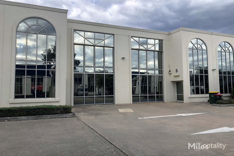 18 Redland Dr, Mitcham, VIC 3132