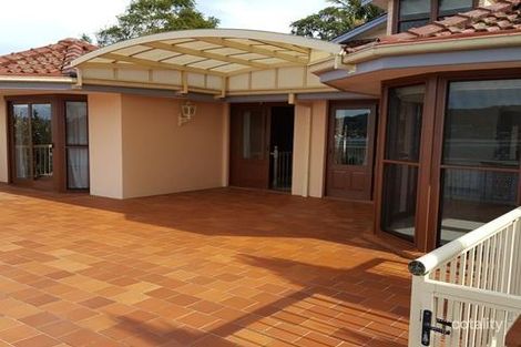 Property photo of 39 Albany Street Point Frederick NSW 2250