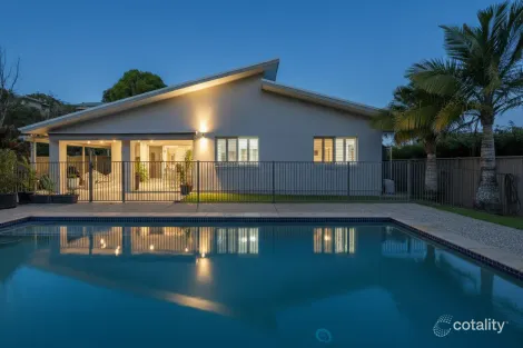 Property photo of 121 Botanical Circuit Banora Point NSW 2486