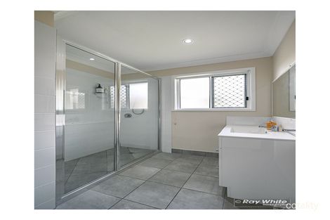 Property photo of 17 Carara Drive Kawana QLD 4701
