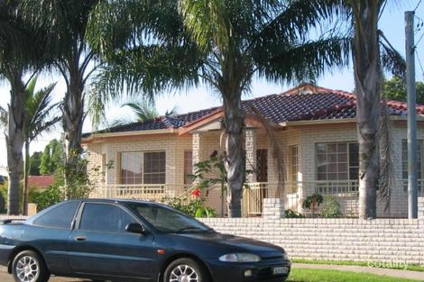 16 Adam St, Guildford, NSW 2161