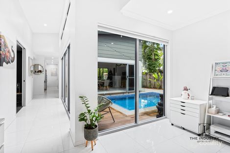 Property photo of 24 Midship Street Trinity Beach QLD 4879
