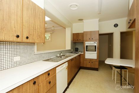 Property photo of 17 St Clair Crescent Mount Waverley VIC 3149