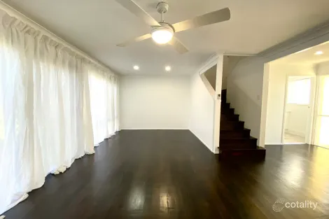 Property photo of 8/80 Dalnott Road Gorokan NSW 2263