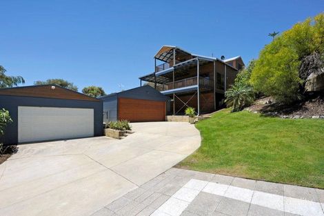 72 Karunjie Rd, Golden Bay, WA 6174