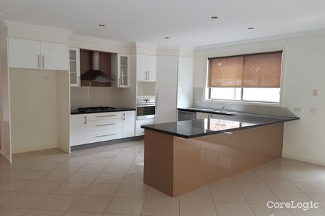 Property photo of 7 Hemsley Promenade Point Cook VIC 3030