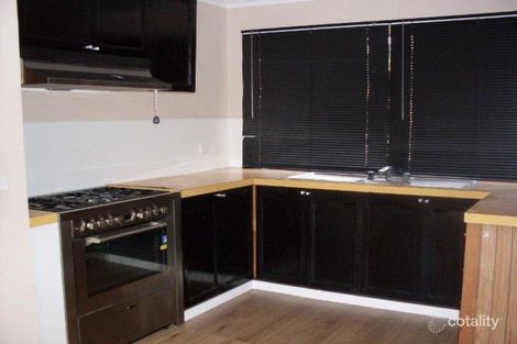 Property photo of 50 Torrens Street Werribee VIC 3030