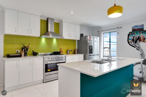 Property photo of 47 Wreath Drive Tarneit VIC 3029