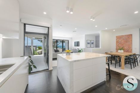 Property photo of 10 New Street Caves Beach NSW 2281