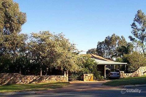 35 Gallipoli Dr, Greenmount, WA 6056