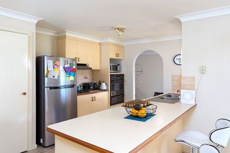 Property photo of 64 Dalman Parkway Glenfield Park NSW 2650