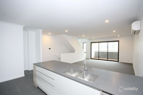 Property photo of 7 Celeste Walk Clayton South VIC 3169