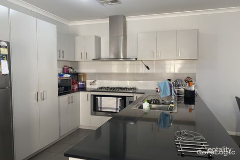 31 Van Gogh Rd, Tapping, WA 6065