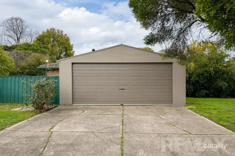 Property photo of 5 Telopea Crescent Lake Albert NSW 2650