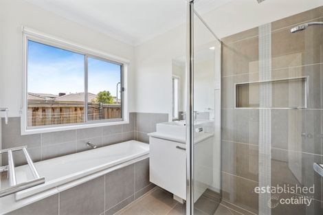 Property photo of 49 Evesham Drive Point Cook VIC 3030