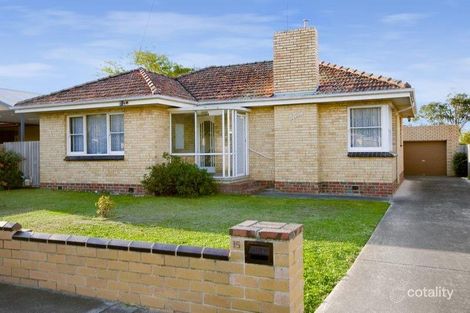 15 Wyuna Pde, Belmont, VIC 3216