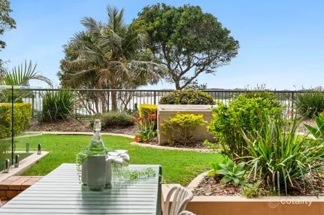 4/35 Landsborough Pde, Golden Beach, QLD 4551