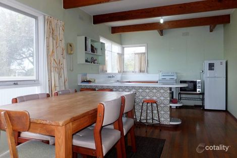 Property photo of 5 Manly Avenue Cape Woolamai VIC 3925