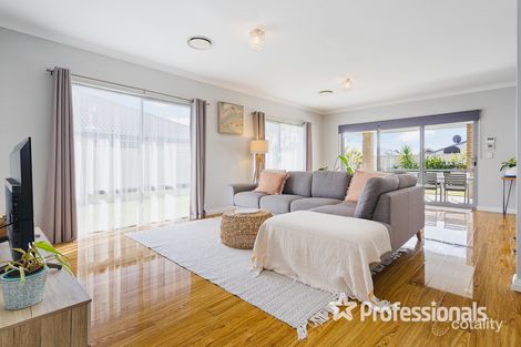 Property photo of 8 Killarney Road Dunsborough WA 6281
