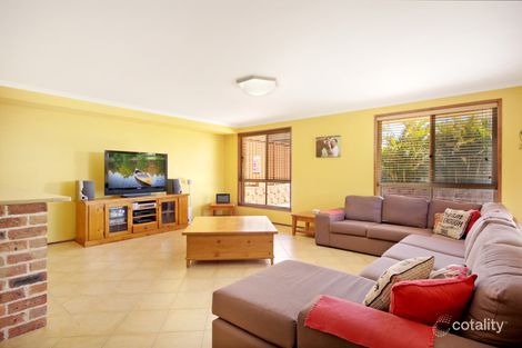 Property photo of 13 Macleay Place Albion Park NSW 2527