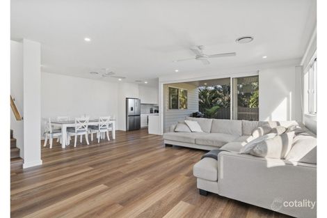 Property photo of 227 Mallawa Drive Palm Beach QLD 4221